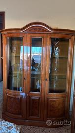 Vetrina in stile liberty