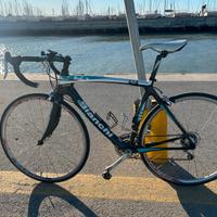 Bici da corsa in carbonio