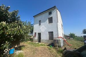 CASA INDIPENDENTE A SAN PIETRO IN CERRO