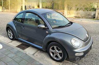 Volkswagen New Beetle 2002
