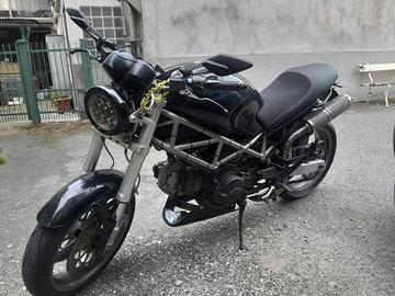 Ducati Monster 620 anno 2003