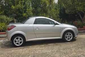 Opel Tigra TwinTop 1.3 CDTI – NON MARCIANTE