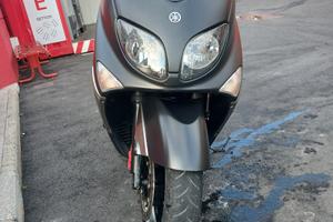 T Max Black max