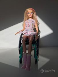 Barbie con sedia a rotelle