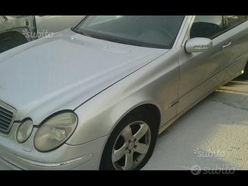 Airbag kit e cerchi Mercedes E 270 02