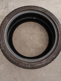 gomma pneumatico 205/45/17
