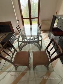Tavolo in vetro e bamboo