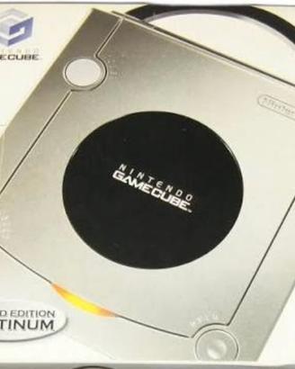 Cercasì GameCube Platinum boxed
