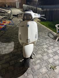Piaggio Vespa 50 Sprint - 2016