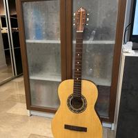 Chitarra acustica Eko