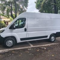 Peugeot Boxer 2.2Blue HDI 140CV L2 H2.