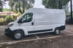 Peugeot Boxer 2.2Blue HDI 140CV L2 H2.
