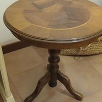 Tavolino in legno