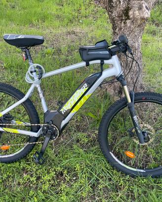 Bici elettrica ebike Rockrider 500 xl scambierei