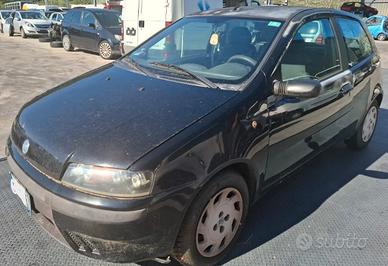 FIAT PUNTO per ricambi usati