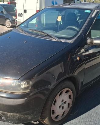 FIAT PUNTO per ricambi usati