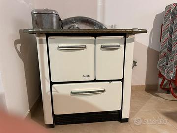 Cucina economica a legna anni 70