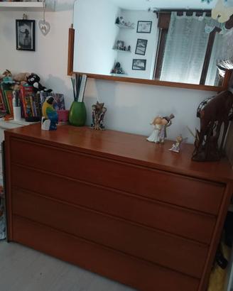 Cassettone con specchio 