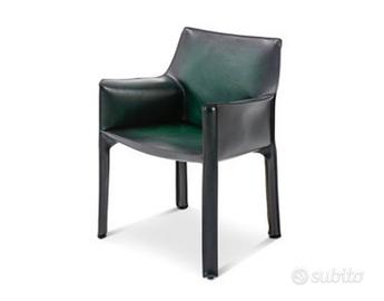 Poltrona Cab 413 in cuoio verde sfumato di Cassina