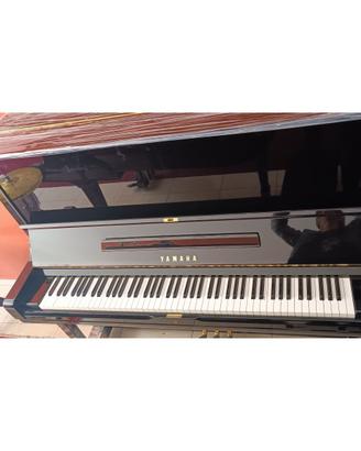 Yamaha U3 G | Pianoforte acustico verticale nero