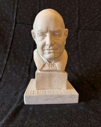 Busto statua polvere di marmo papa