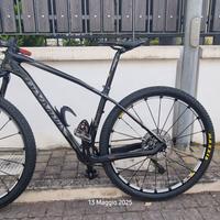 MTB Olympia in carbonio 29 misura M