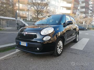 Fiat 500 L JTD Pop Star 95 cv nera.