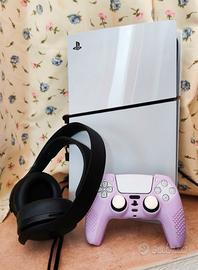 PS5 con periferica guida e playseat