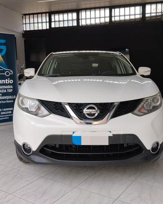 Nissan Qashqai 1.5 diesel 2014 CON GARANZIA