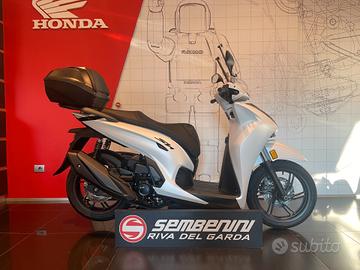 Honda SH 350 Sport White 2026