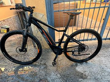 Mountain bike elettrica KTM Macina