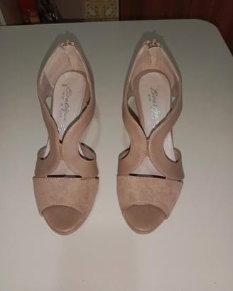 Scarpa donna.