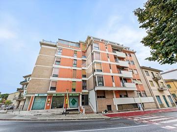 4 LOCALI A PISA
