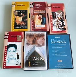 Videocassette VHS film + DVD