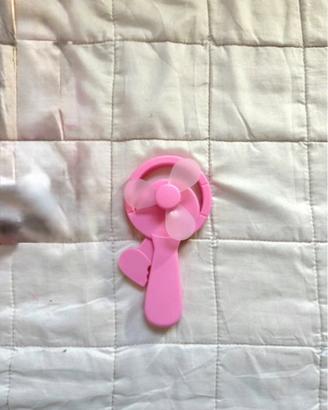 Ventaglio di plastica rosa di Tiger | nuovo