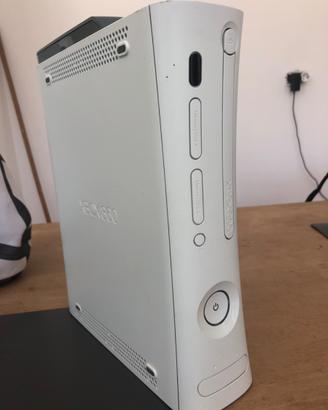 Xbox 360, videogiochi e controller
