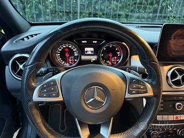 Gla 200D Allestimento interni AMG