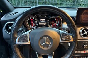 Gla 200D Allestimento interni AMG
