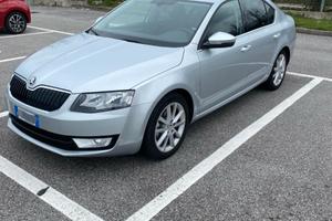 SKODA Octavia 3ª serie - 2014
