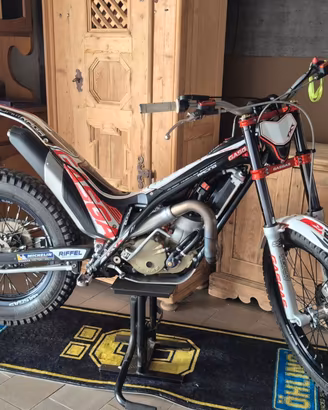  trial gas gas  txt 300 r adam raga limite edition