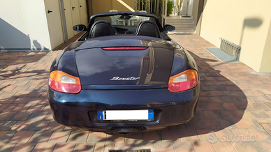Porsche boxster 2700