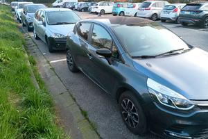 Clio anno 2019 GPL benzina x ricambi 