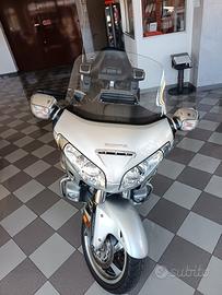 Honda GL 1800 GOLDWING GL 1800