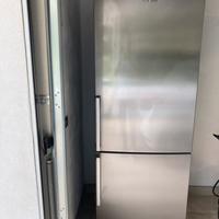 Frigorifero combinato bosch kge48bi40