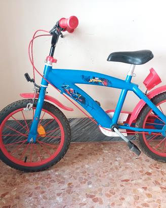 bicicletta spiderman 