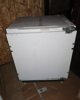 frigo incasso sottopiano