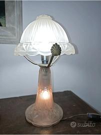lampada art decò a doppia luce 
