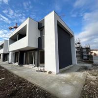PORZIONE DI BIFAMILIARE A CARPI