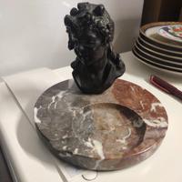 ARTE-SCULTURA-ANTICO BRONZO SU BASE IN MARMO-INUSU