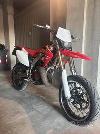 HM crm dérapage competition 125 2t 2013